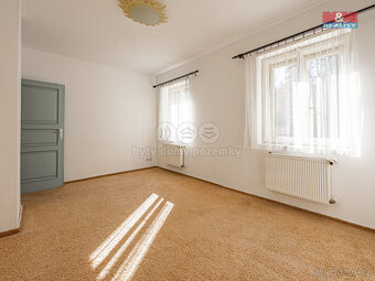 Prodej rodinného domu, 382 m², Senohraby, ul. Hlavní - 14