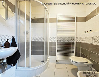 Pronájem reprezentativní kanceláře s terasou 10 m2 a parkova - 14