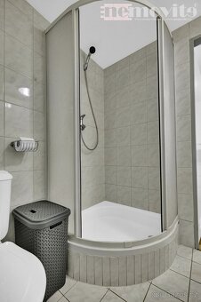 Exkluzivně nabízíme rodinný dům vhodný k podnikání - Mladé B - 14