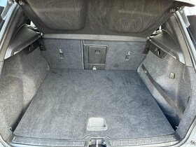 Volvo XC40 2.0 D3, automat, ODPOČET DPH - 14