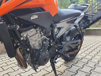 KTM 790 Duke - SUPER STAV - V TP 35 KW 159.900,- Kč - 14
