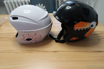 Lyžáky, lyže a helmy výbava - 14