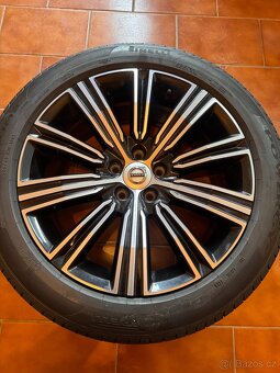 Originální letní sada Volvo v90/60 R18 - 14