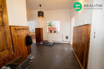 Roubenka s duší v centru města Vimperk - 14