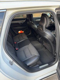 Volvo V90, MOMENTUM, 2018, D4 142KW, 8.st. automat - 14