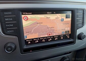 Volkswagen Passat 2,0TDI 110kW Variant BlueMotio - 14