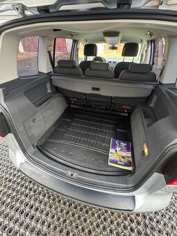 VW Touran 2.0 TDI DSG 2014 130 kW - 14