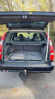 Volvo V70 2.5 TD (1998) – poctivé kombi s černou kůží - 14