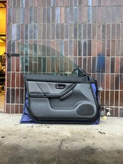 Dveře Subaru Legacy sedan BH (3. generace) - 14