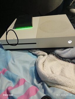 Xbox One S 500GB se 4TB externím diskem - 14