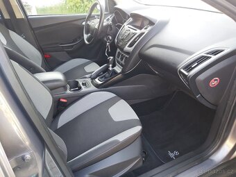 Ford Focus 1.0 92 kw 2012, servis Ford , TOP STAV - 14