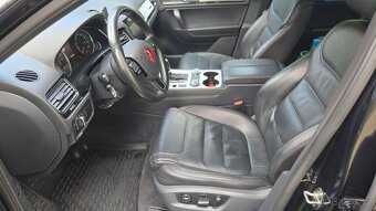 VW Touareg 3.0TDi        PĚKNÝ VŮZ - 14