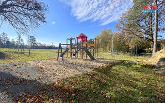 Prodej pozemku k bydlení, 2251 m², Lipová - 14