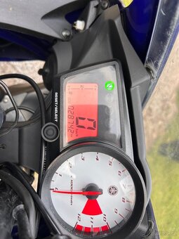 Yamaha yzf r125 - 14
