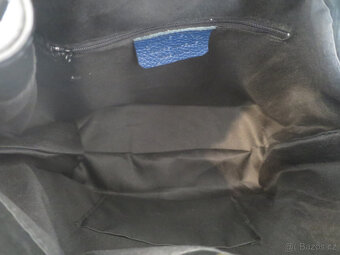 Nová kožená kabelka se srstí (Itálie) - 14