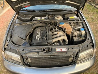 Audi A4 B5 Sedan 1.8 automat - 14