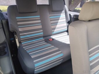 VW Caddy maxi 2,0tdi,103kw,dsg,serviska,7 mist - 14
