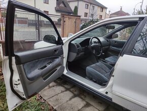 Mitsubishi Galant 2.0 GLS - 14