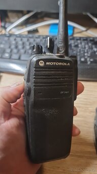 Motorola DP 3400/3401 UHF vysílačka radiostanice - 14