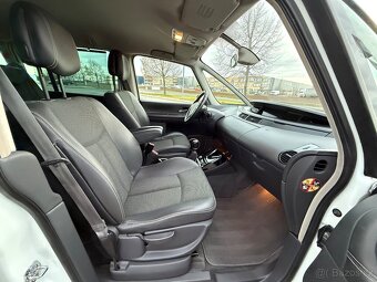 Renault Espace GRAND - face - 9/2012 - 2.0dci 110kW - 7míst - 14
