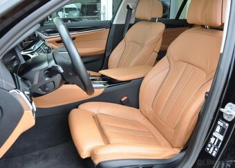 BMW Řada 5 530d xD LUXURY ZÁRUKA LASER - 14