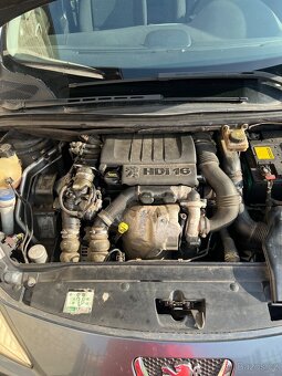 Peugeot 307 sw 1.6hdi - 14