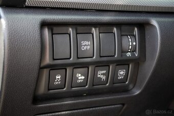 Predám Subaru Forester 2.0i Comfort CVT - 14