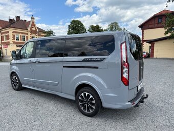 Ford Tourneo Custom Sport - 14