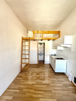 Činžovní dům situovaný na náměstí v obci Štětí, ul. Krátká - 14