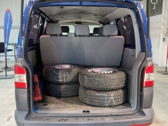 VW T5 Kombi 2.0 TDI Long,9.Míst,Tažné,2013,Serviska,Klima. - 14
