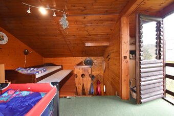 Dřevěná chata 26m2, na vlastním pozemku 487m2, Kobylníky - 14