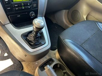 Hyundai Tucson 2.0 CRDi - 14