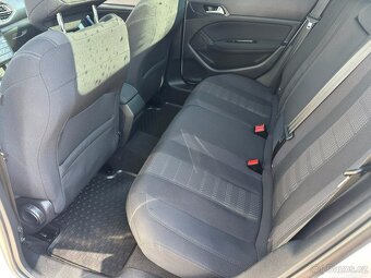 Peugeot 308 SW 2.0Hdi 110kw - 14