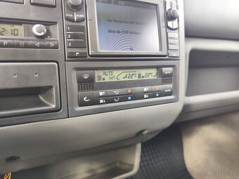 Volkswagen Multivan T4 2.5 TDi 111kW Atlantis - 14