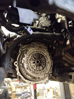 VW Touran CROSS - 14