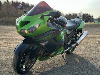 Kawasaki ZZR 1400, 142Kw - 14