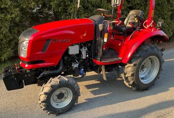 Traktor DF 304 G2, 1550 kg, 30 koní - 14
