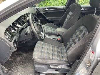VW Golf GTE - 14