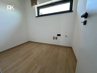 Prodej bytu 4+kk 94 m² Kolín - 14