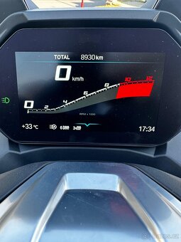 BMW C 400 GT Triple Black, CZ, Öhlins, Akrapovič - 14