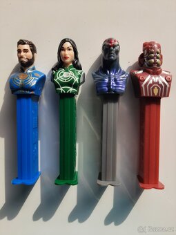 PEZ obaly na bonbony, Lipo PEZ SPENDER - 14