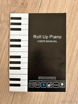 NOVÉ Elektrické piano rolovací s 61 klávesami + reproduktor - 14