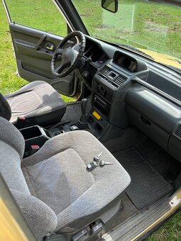 Prodame sve chaluparske Mitsubishi Pajero plnne funkcni - 14