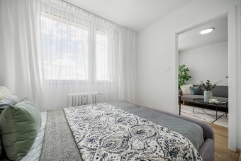 Moderní byt 2+kk po kompletní rekonstrukci v Neratovicích - 14