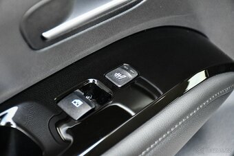 Hyundai Tucson 1,6 T-GDI, manuál, STYLE, ZÁRUKA, DPH - 14