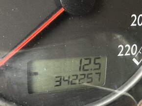 Volkswagen Multivan 2.5 TDI automat tažné  2500 kg - 14