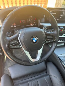 BMW 520d, 140kW, Head-up, 2022 - 14