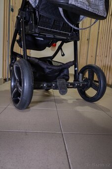 Kočárek Venicci Shadow  - trojkombikace - 14