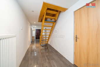 Prodej rodinného domu, 195 m², Štíty - Březná - 14