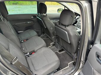 Peugeot 5008 1.6HDI 80kw - 14